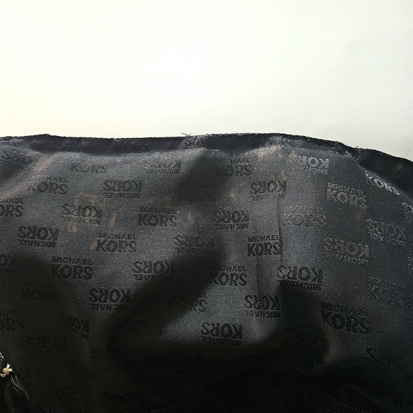Michael Kor Black Shoulder Bag - Picture 7 of 8